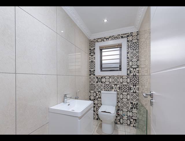 3 BEDROOM CLUSTER TO LET IN KYALAMI HILLS